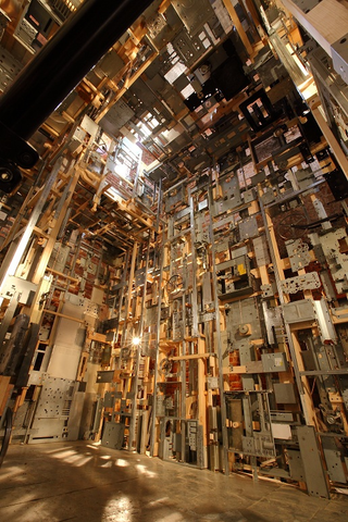 Illustration for article titled Where Do All the Forgotten PCs Go? In This Room.